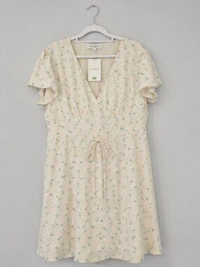 Earthbound Floral Dress Cream Flutter Sleeve Boho - NWT / XL